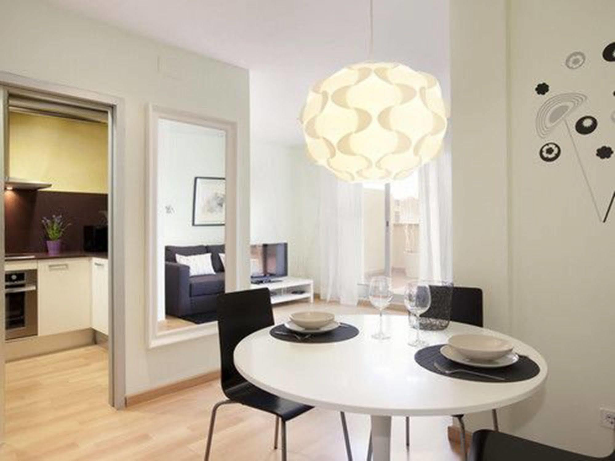 Rent Top Apartments Near Plaza De Catalunya Barselona Dış mekan fotoğraf