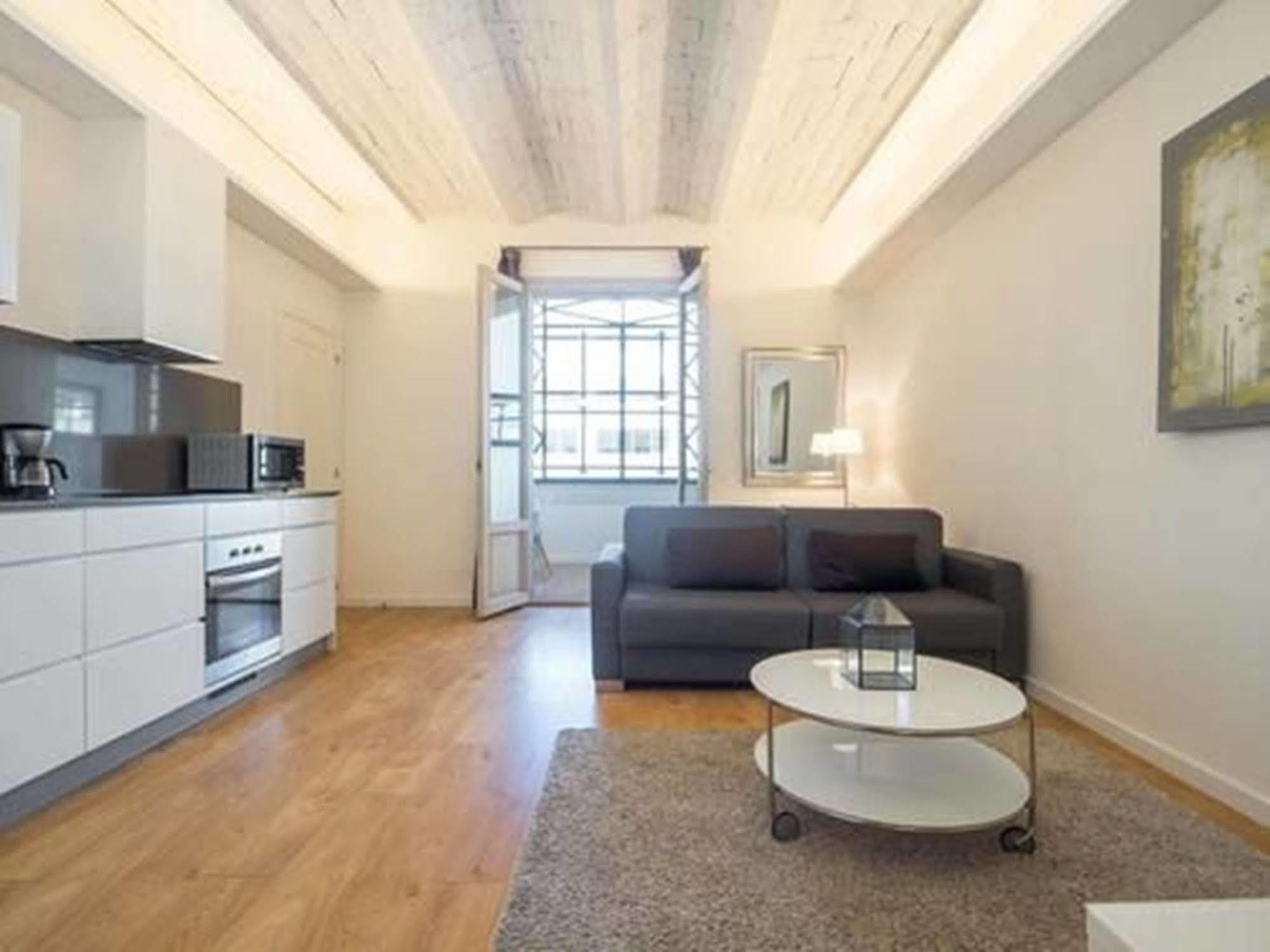 Rent Top Apartments Near Plaza De Catalunya Barselona Dış mekan fotoğraf